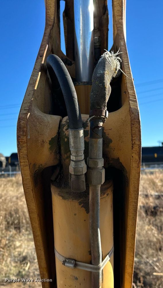 image for item LK9600 1997 Case 580L  backhoe