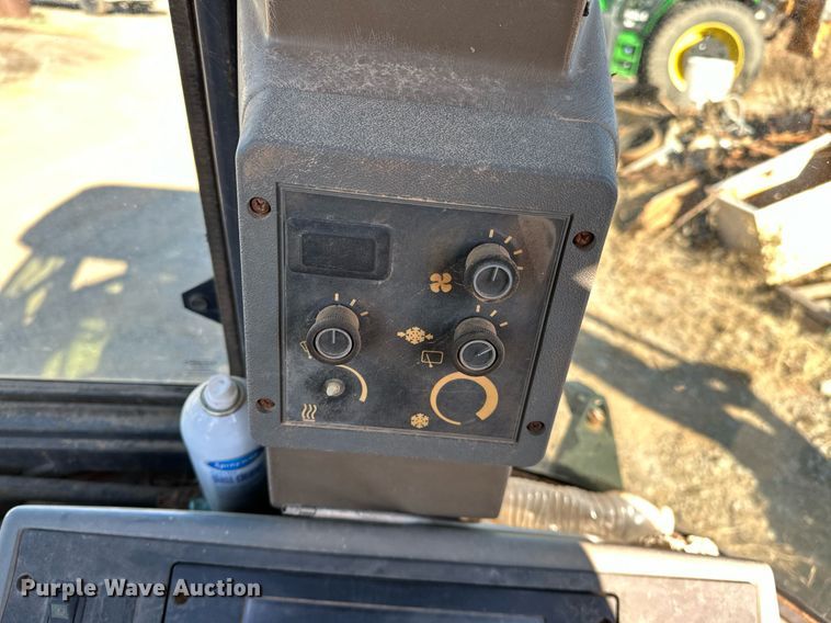 image for item LK9600 1997 Case 580L  backhoe