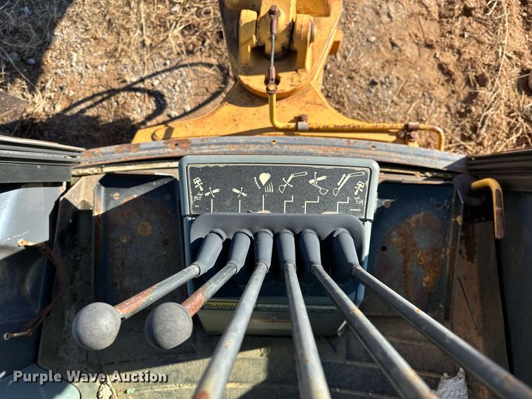 image for item LK9600 1997 Case 580L  backhoe