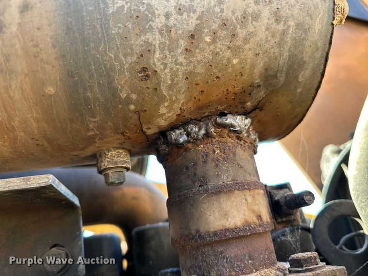 image for item LK9600 1997 Case 580L  backhoe