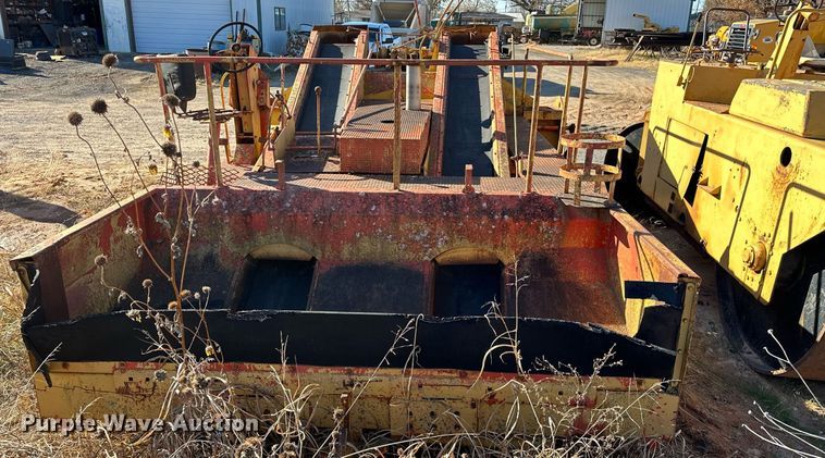 image for item LK9601 1963 Flaherty Spread Master  chip spreader