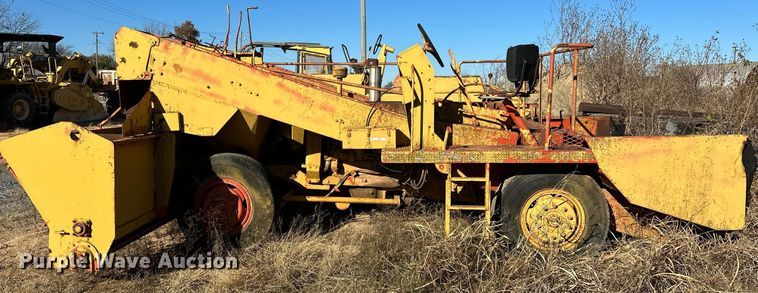 image for item LK9601 1963 Flaherty Spread Master  chip spreader