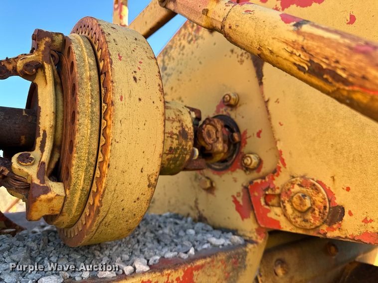 image for item LK9601 1963 Flaherty Spread Master  chip spreader