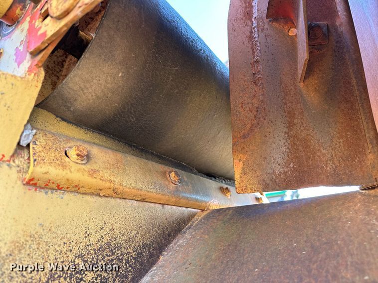 image for item LK9601 1963 Flaherty Spread Master  chip spreader