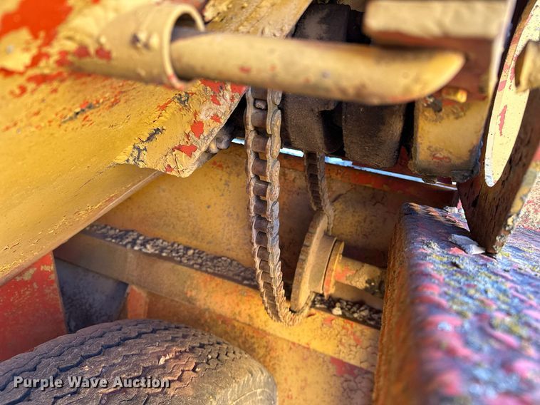 image for item LK9601 1963 Flaherty Spread Master  chip spreader