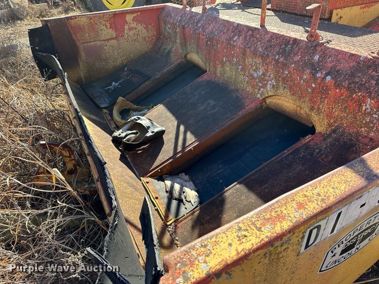 image for item LK9601 1963 Flaherty Spread Master  chip spreader