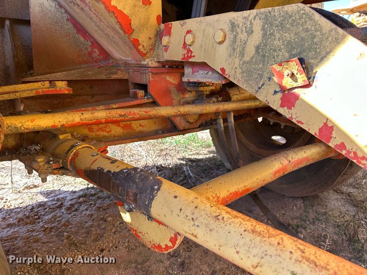 image for item LK9601 1963 Flaherty Spread Master  chip spreader