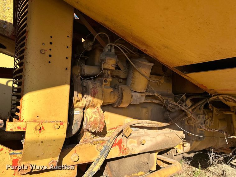 image for item LK9601 1963 Flaherty Spread Master  chip spreader