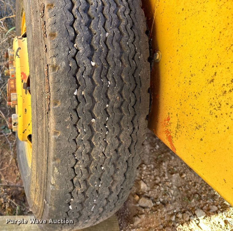 image for item LK9601 1963 Flaherty Spread Master  chip spreader