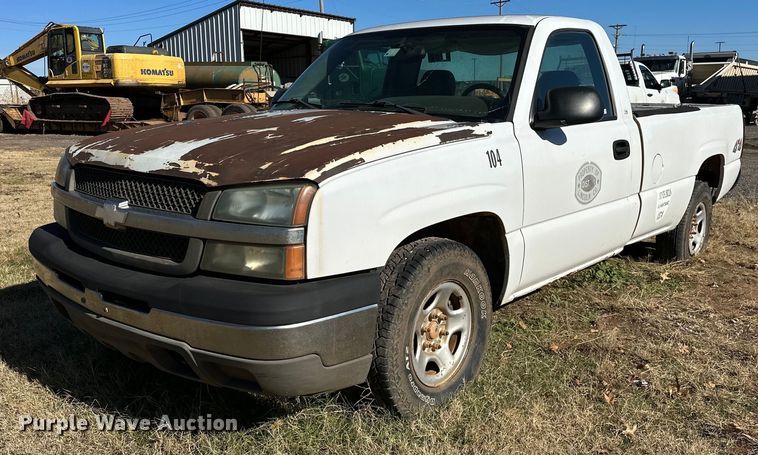 image for item LK9603 2004 Chevrolet Silverado 1500  pickup truck