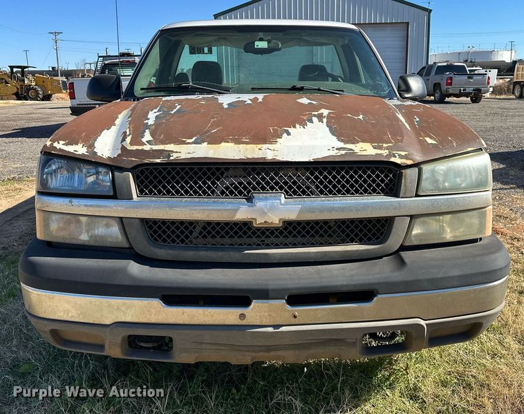 image for item LK9603 2004 Chevrolet Silverado 1500  pickup truck