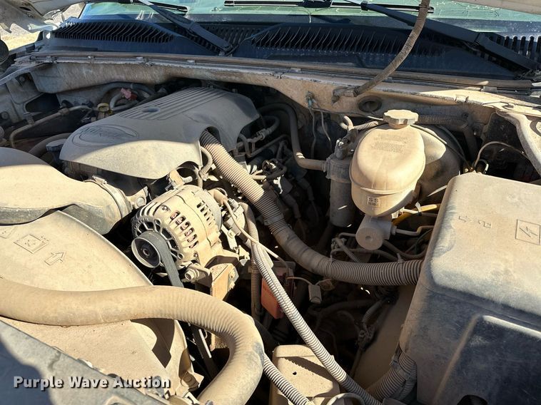 image for item LK9603 2004 Chevrolet Silverado 1500  pickup truck