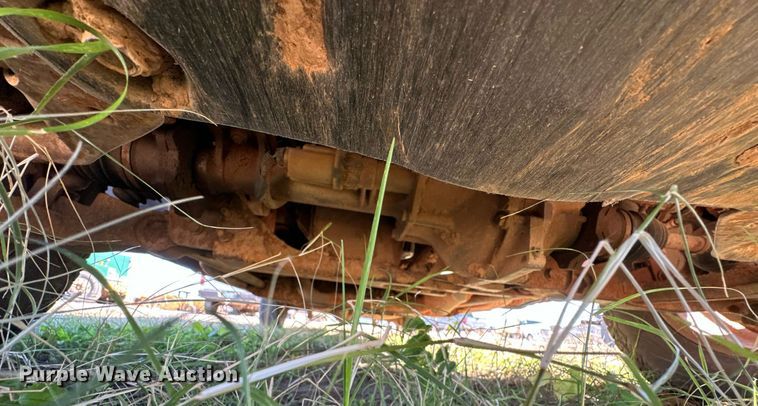 image for item LK9603 2004 Chevrolet Silverado 1500  pickup truck