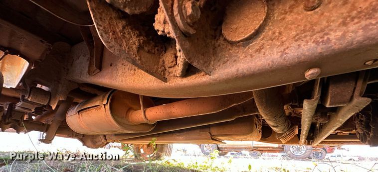 image for item LK9603 2004 Chevrolet Silverado 1500  pickup truck