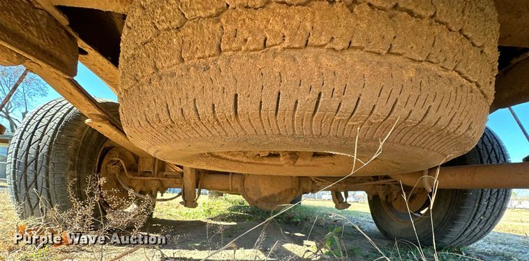 image for item LK9603 2004 Chevrolet Silverado 1500  pickup truck