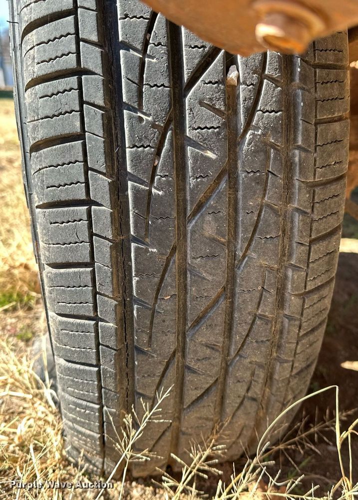 image for item LK9603 2004 Chevrolet Silverado 1500  pickup truck