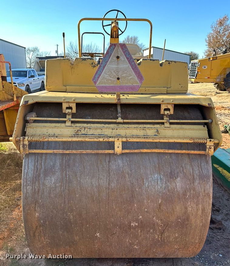 image for item LK9604 1984 Galion S8-12A  double drum roller