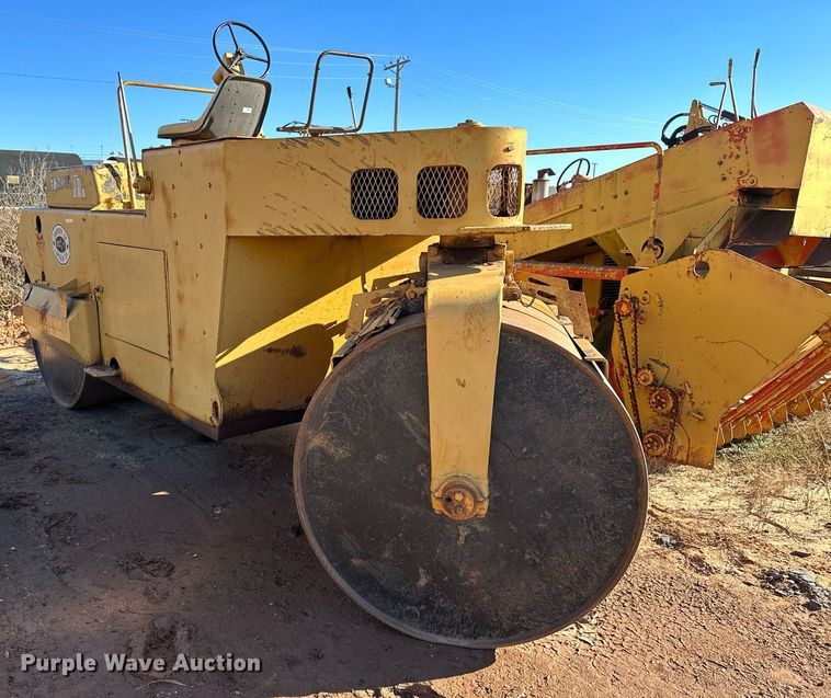 image for item LK9604 1984 Galion S8-12A  double drum roller