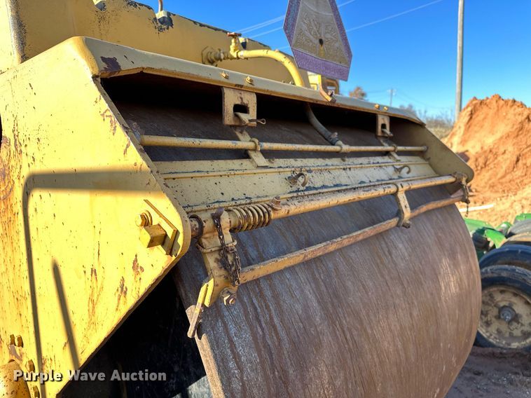 image for item LK9604 1984 Galion S8-12A  double drum roller