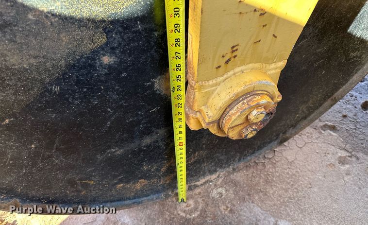 image for item LK9604 1984 Galion S8-12A  double drum roller