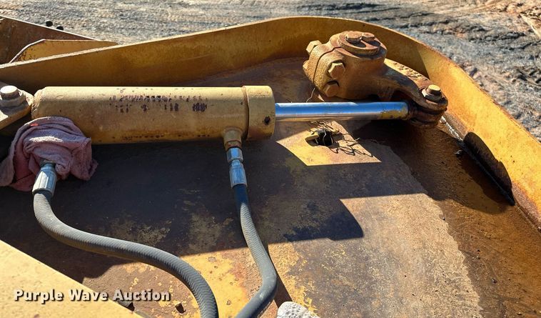 image for item LK9604 1984 Galion S8-12A  double drum roller