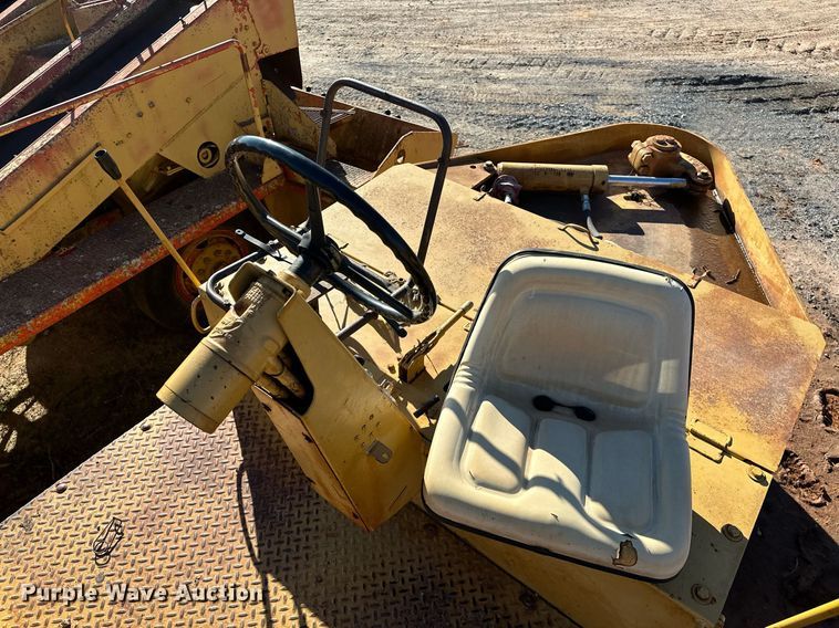 image for item LK9604 1984 Galion S8-12A  double drum roller