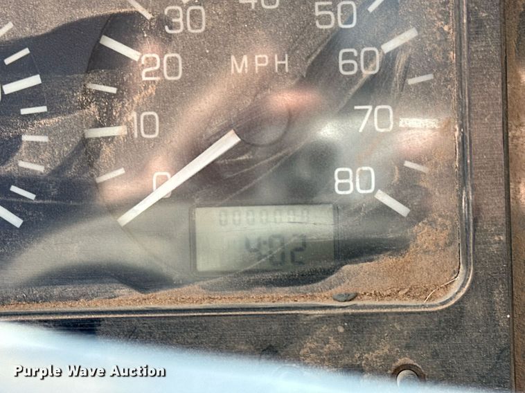 image for item LK9607 1991 White GMC  semi truck