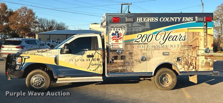 image for item LK9608 2020 Ford F350 Super Duty  ambulance