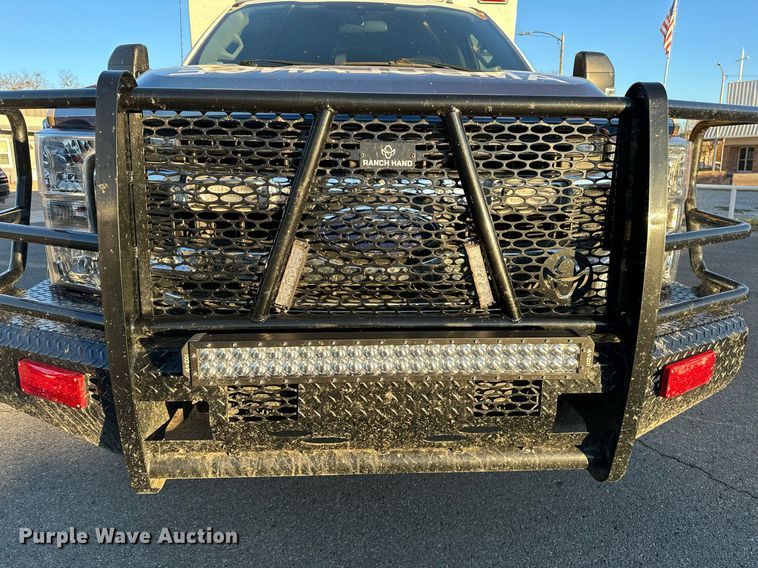 image for item LK9608 2020 Ford F350 Super Duty  ambulance
