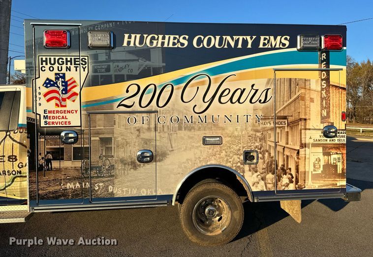 image for item LK9608 2020 Ford F350 Super Duty  ambulance