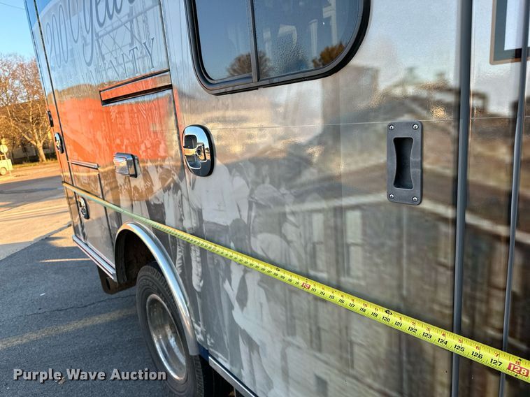 image for item LK9608 2020 Ford F350 Super Duty  ambulance