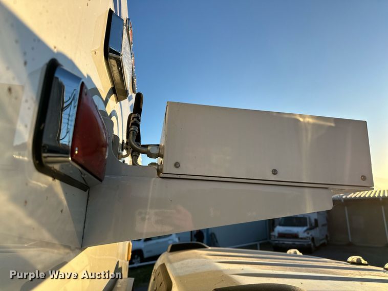 image for item LK9608 2020 Ford F350 Super Duty  ambulance