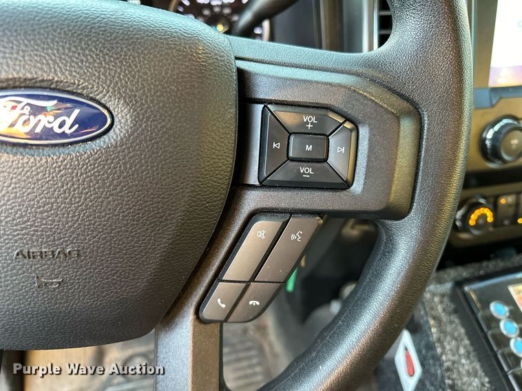 image for item LK9608 2020 Ford F350 Super Duty  ambulance