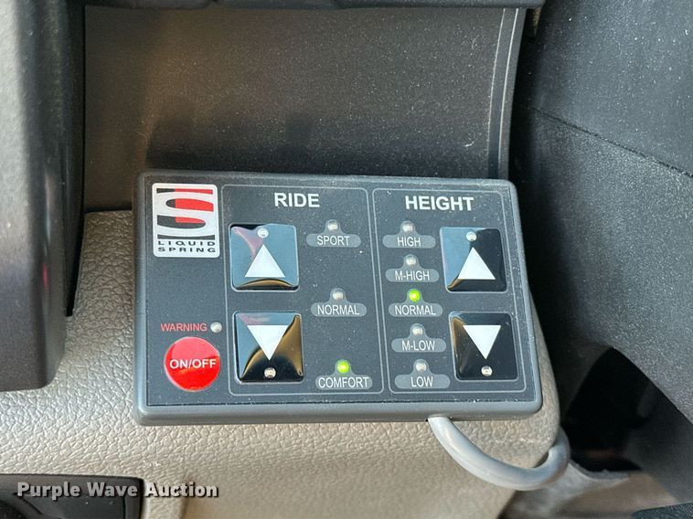 image for item LK9608 2020 Ford F350 Super Duty  ambulance