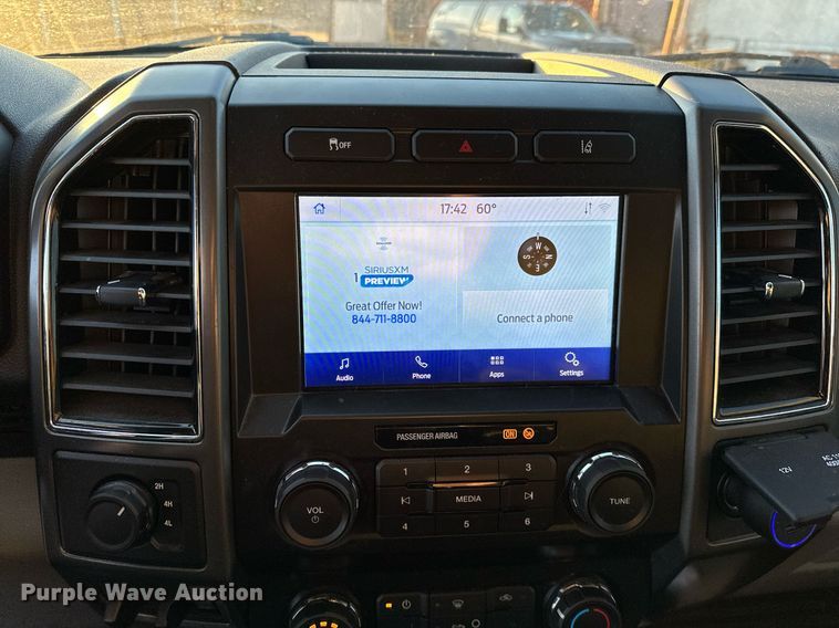 image for item LK9608 2020 Ford F350 Super Duty  ambulance