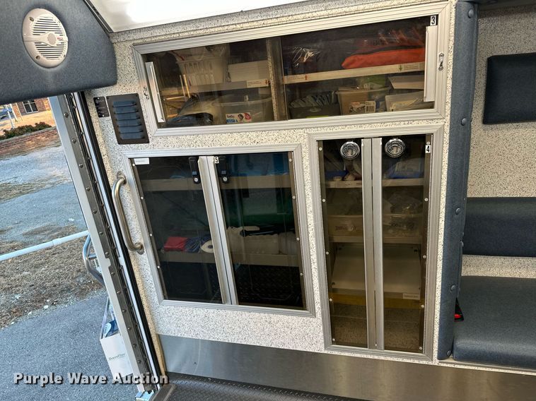 image for item LK9608 2020 Ford F350 Super Duty  ambulance