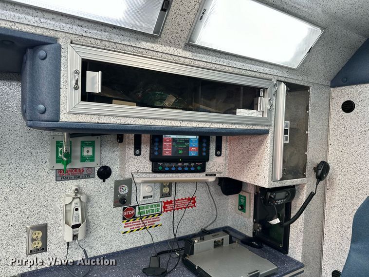 image for item LK9608 2020 Ford F350 Super Duty  ambulance