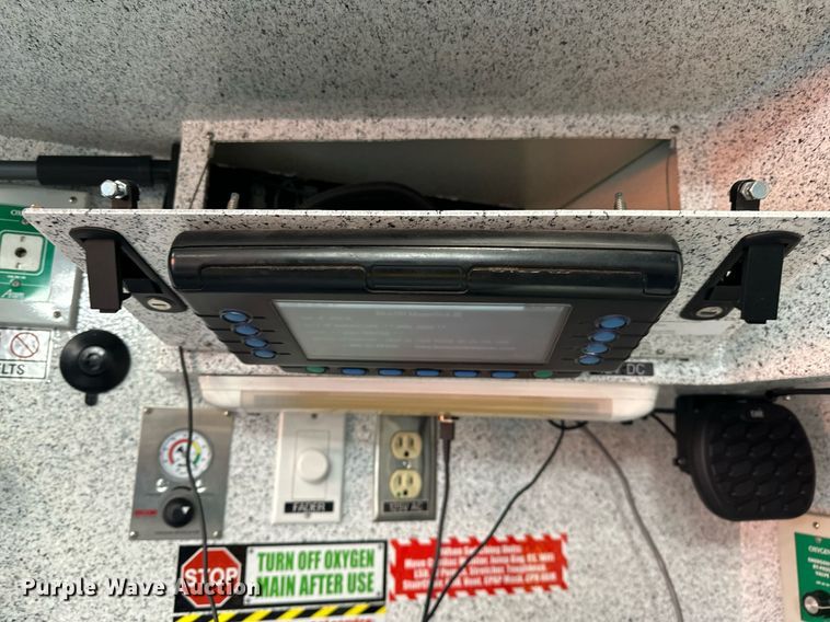 image for item LK9608 2020 Ford F350 Super Duty  ambulance