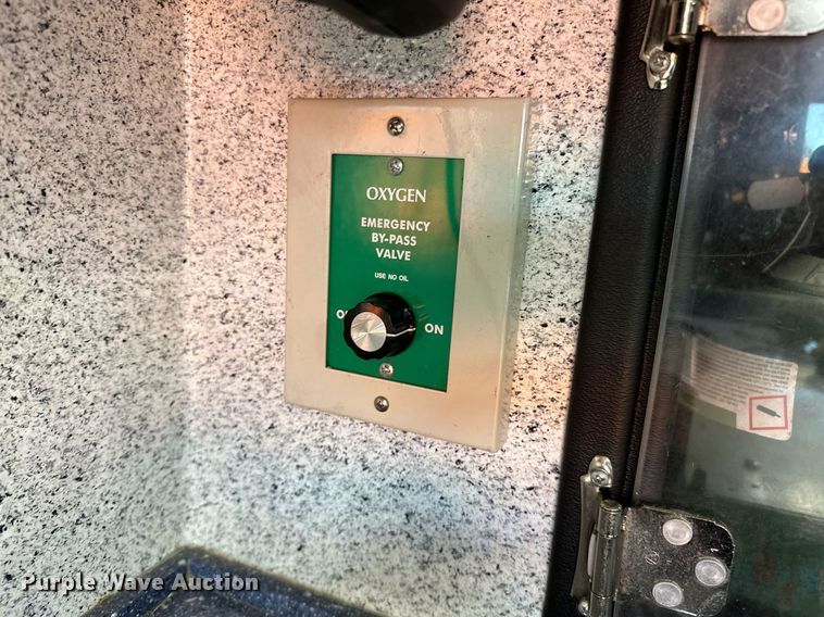 image for item LK9608 2020 Ford F350 Super Duty  ambulance