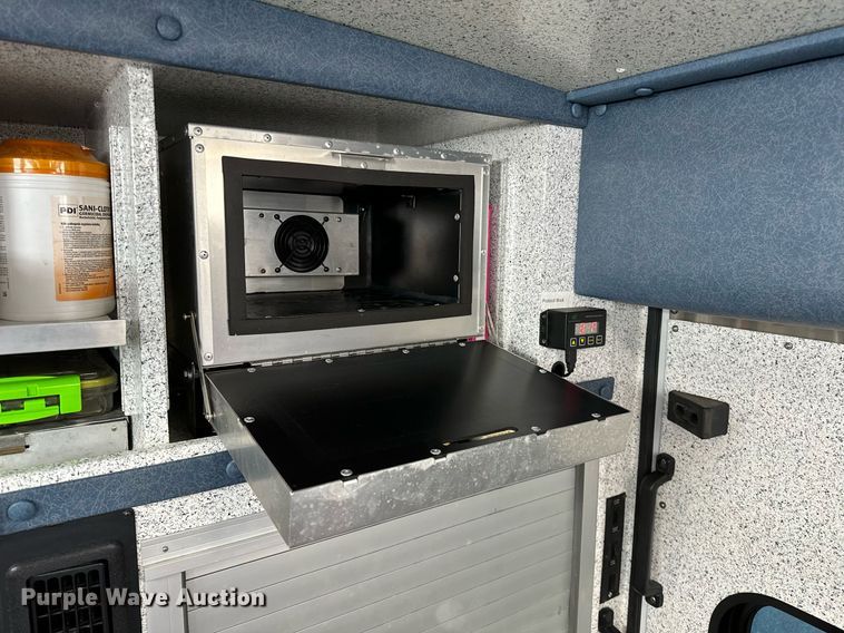 image for item LK9608 2020 Ford F350 Super Duty  ambulance