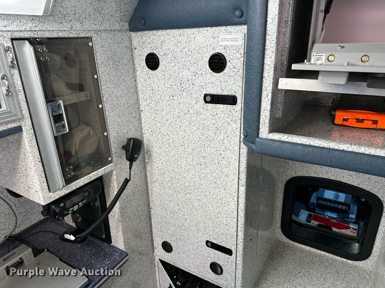 image for item LK9608 2020 Ford F350 Super Duty  ambulance