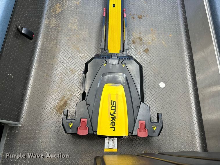 image for item LK9608 2020 Ford F350 Super Duty  ambulance