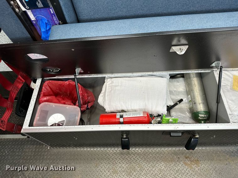 image for item LK9608 2020 Ford F350 Super Duty  ambulance