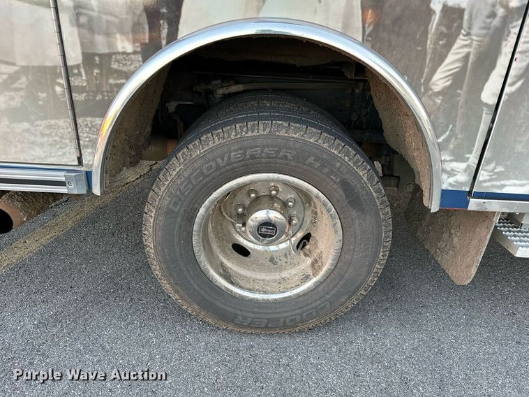 image for item LK9608 2020 Ford F350 Super Duty  ambulance