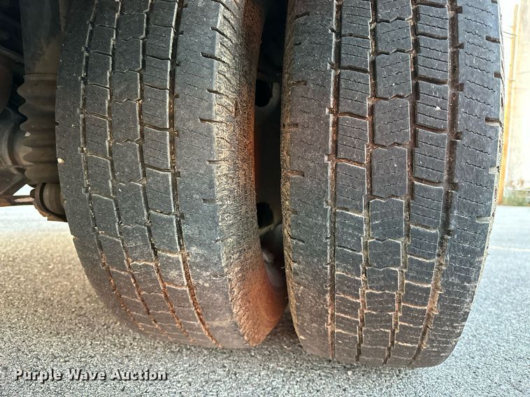 image for item LK9608 2020 Ford F350 Super Duty  ambulance