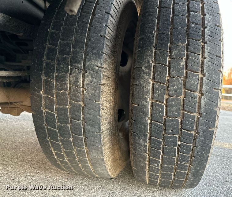 image for item LK9608 2020 Ford F350 Super Duty  ambulance