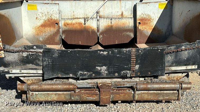 image for item LK9610 Cedarapids CR431  paver