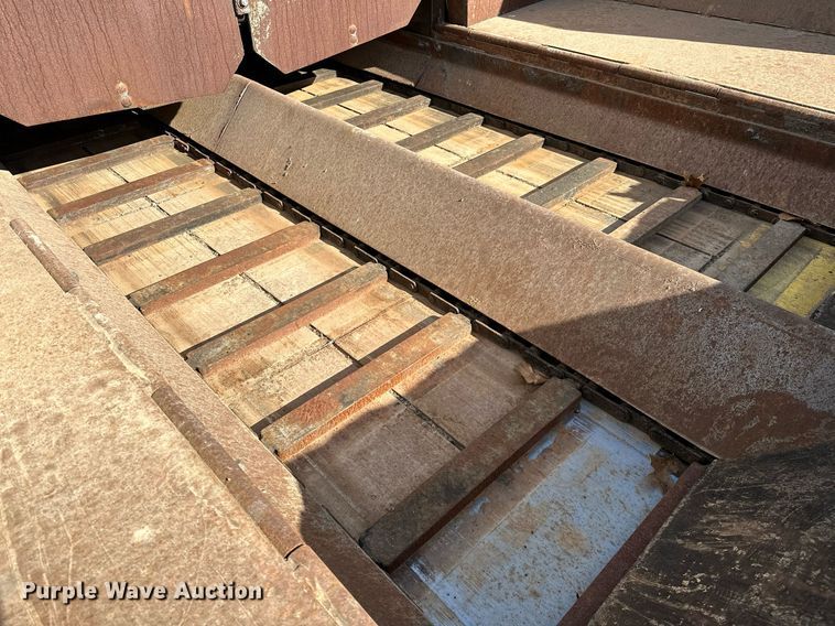 image for item LK9610 Cedarapids CR431  paver