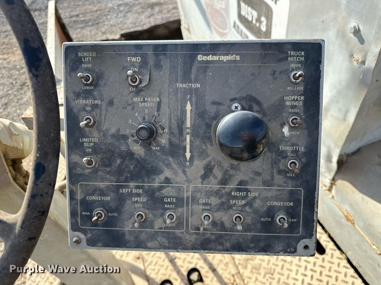 image for item LK9610 Cedarapids CR431  paver