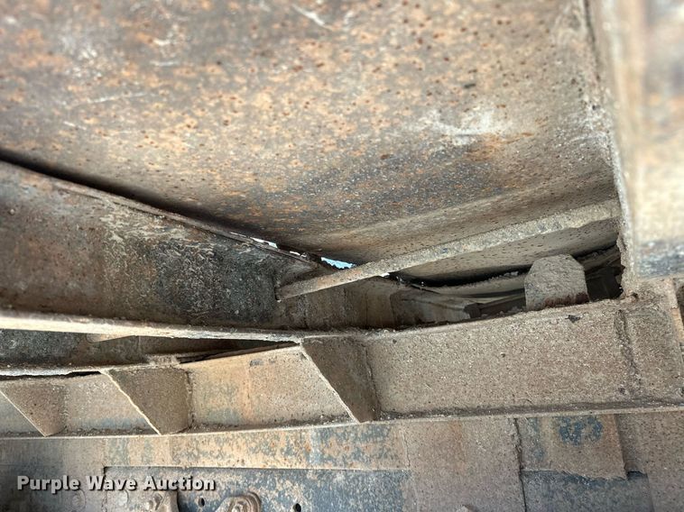 image for item LK9611 1990 International 9300  dump truck